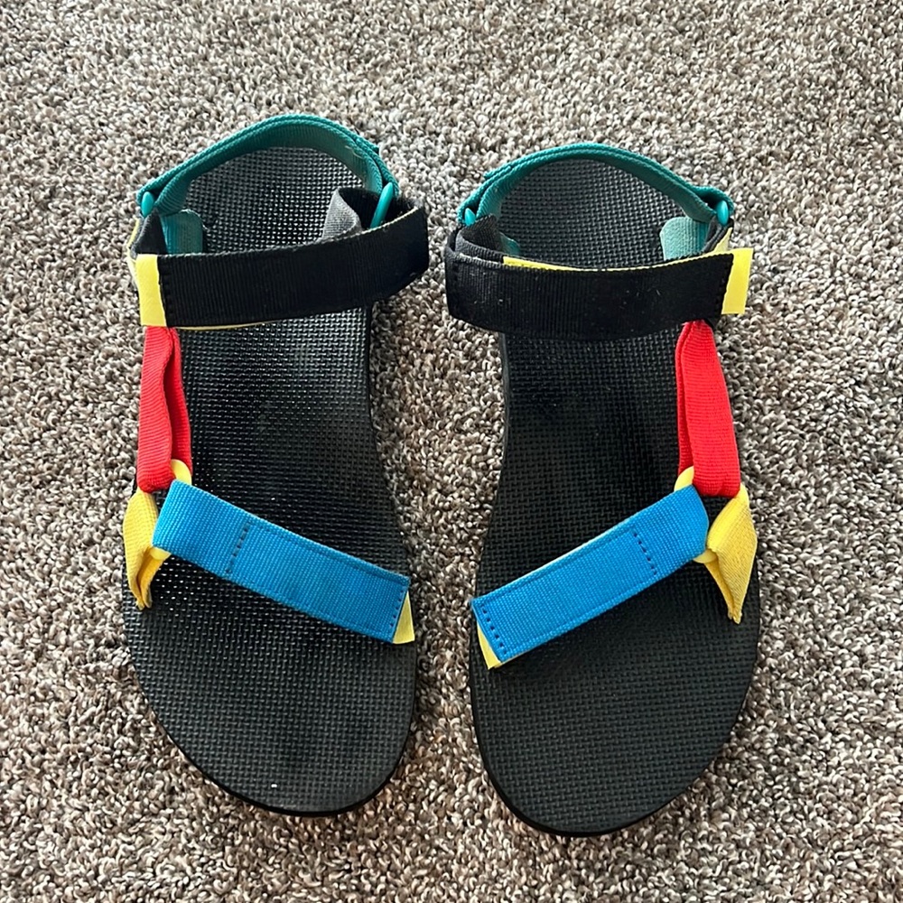 Mens Teva. Colorful primary color